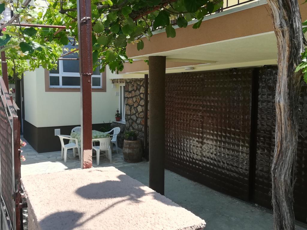 House Nativa Hotel Ohrid Bagian luar foto